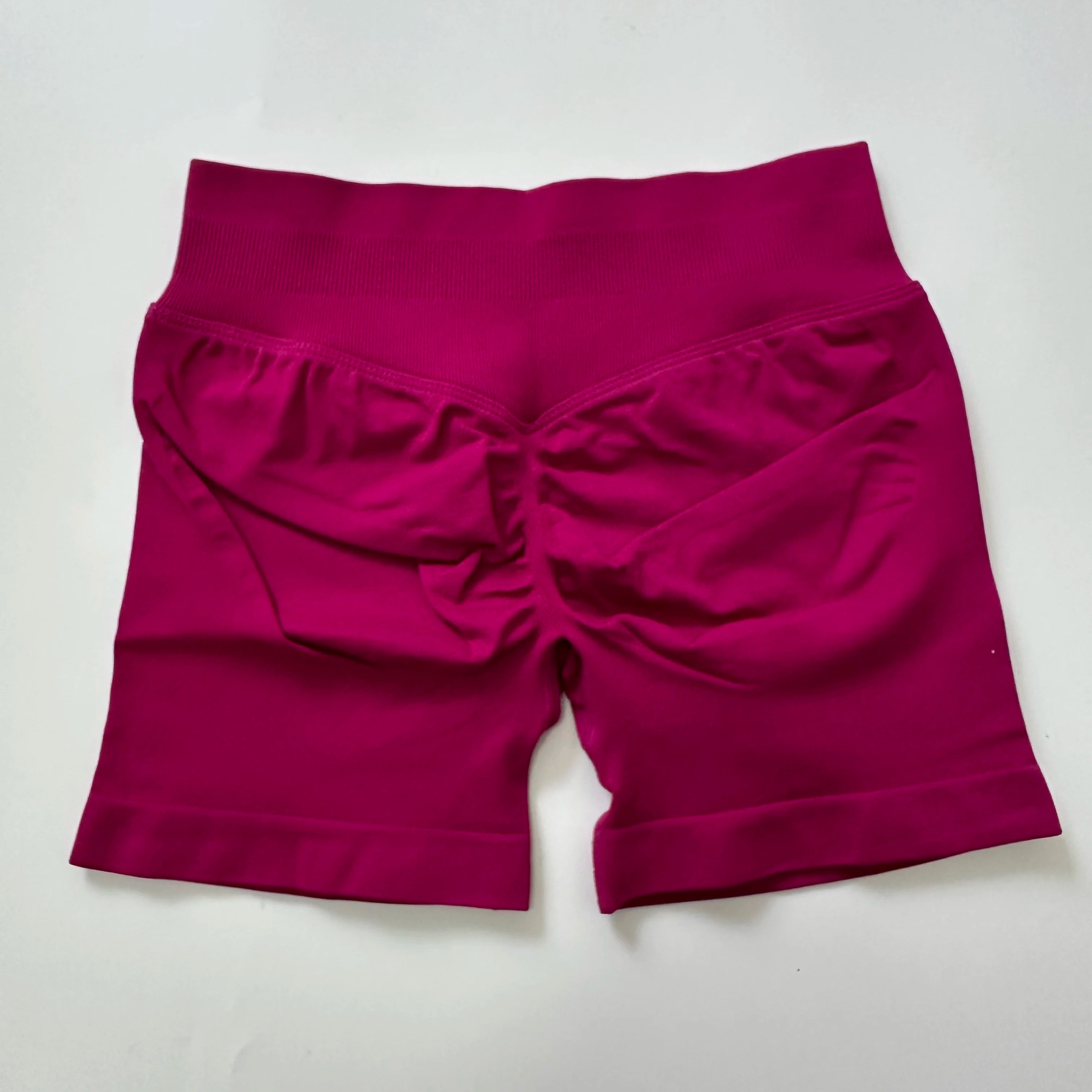 Low-Rise Seamless Scrunch Yoga Shorts – Ribbed Booty Lift Gym Workout Wear