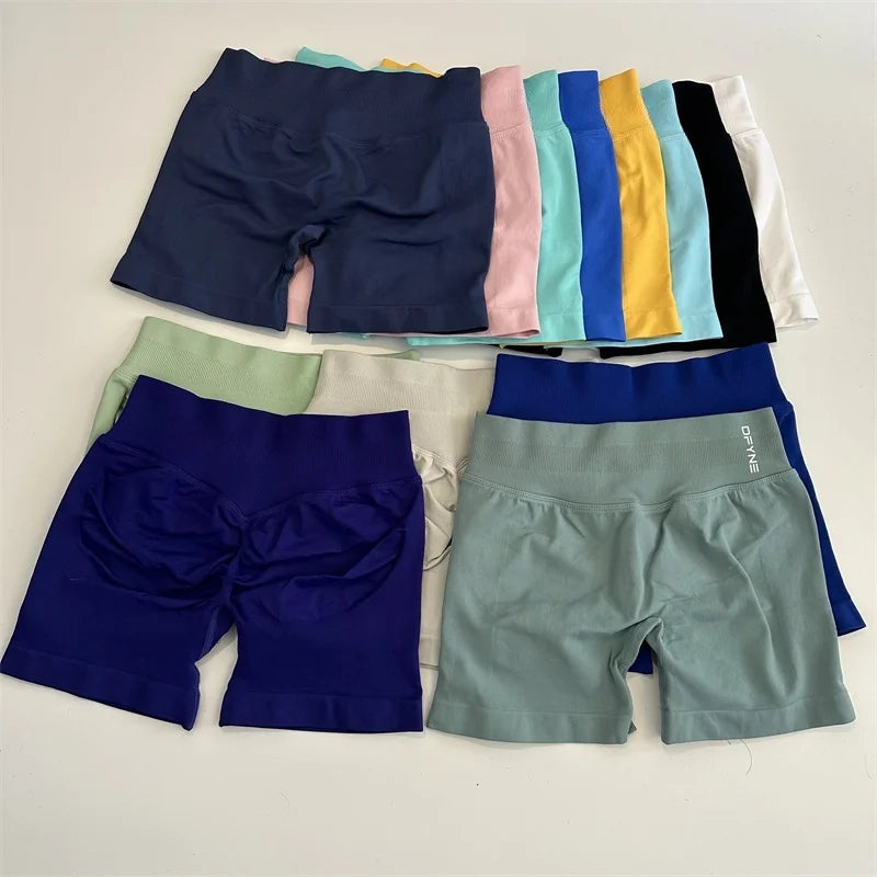 Low-Rise Seamless Scrunch Yoga Shorts – Ribbed Booty Lift Gym Workout Wear