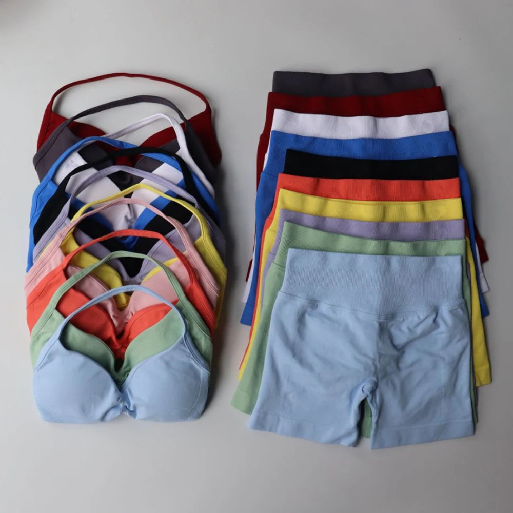 💕 2 Piece Women’s Yoga Set – Strappy Bra & Scrunch Shorts