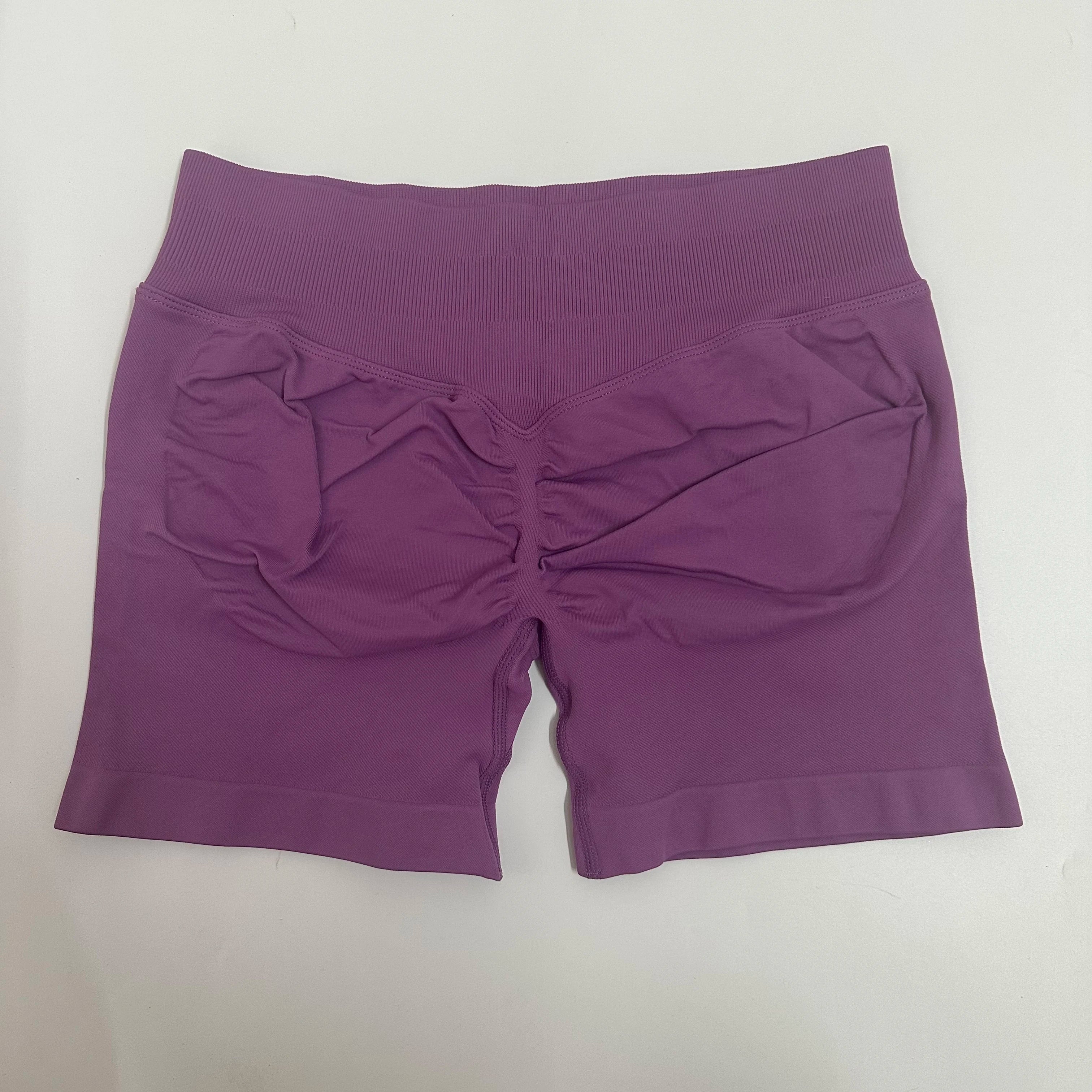 Low-Rise Seamless Scrunch Yoga Shorts – Ribbed Booty Lift Gym Workout Wear