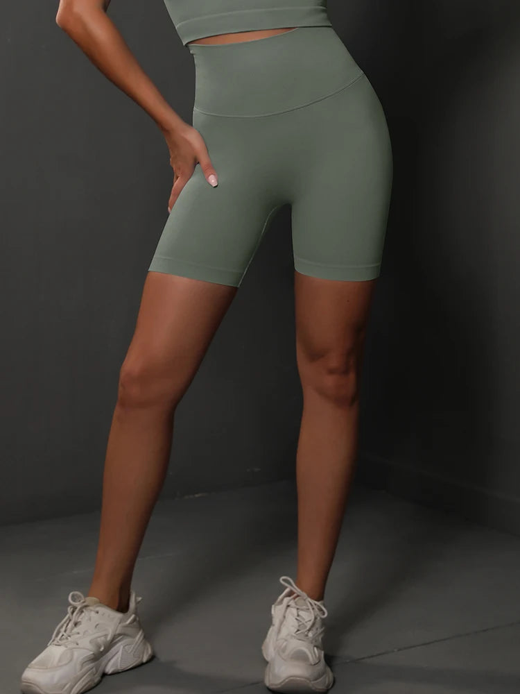 🩳 Seamless Yoga Shorts for Women – High Waist Push-Up Fit