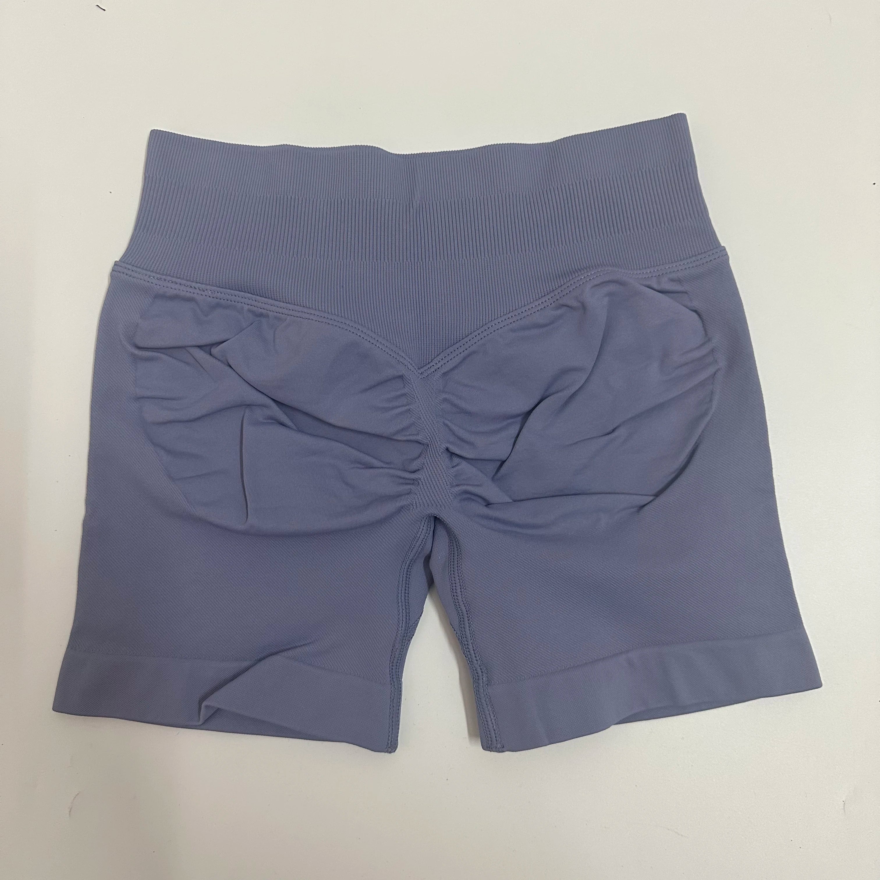 Low-Rise Seamless Scrunch Yoga Shorts – Ribbed Booty Lift Gym Workout Wear