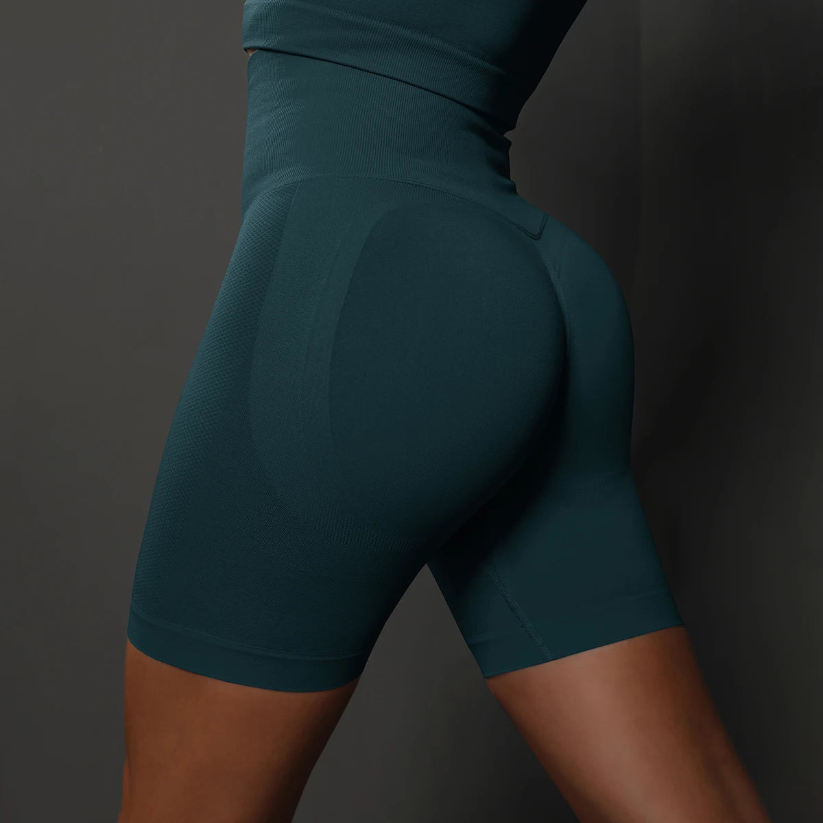 🩳 Seamless Yoga Shorts for Women – High Waist Push-Up Fit