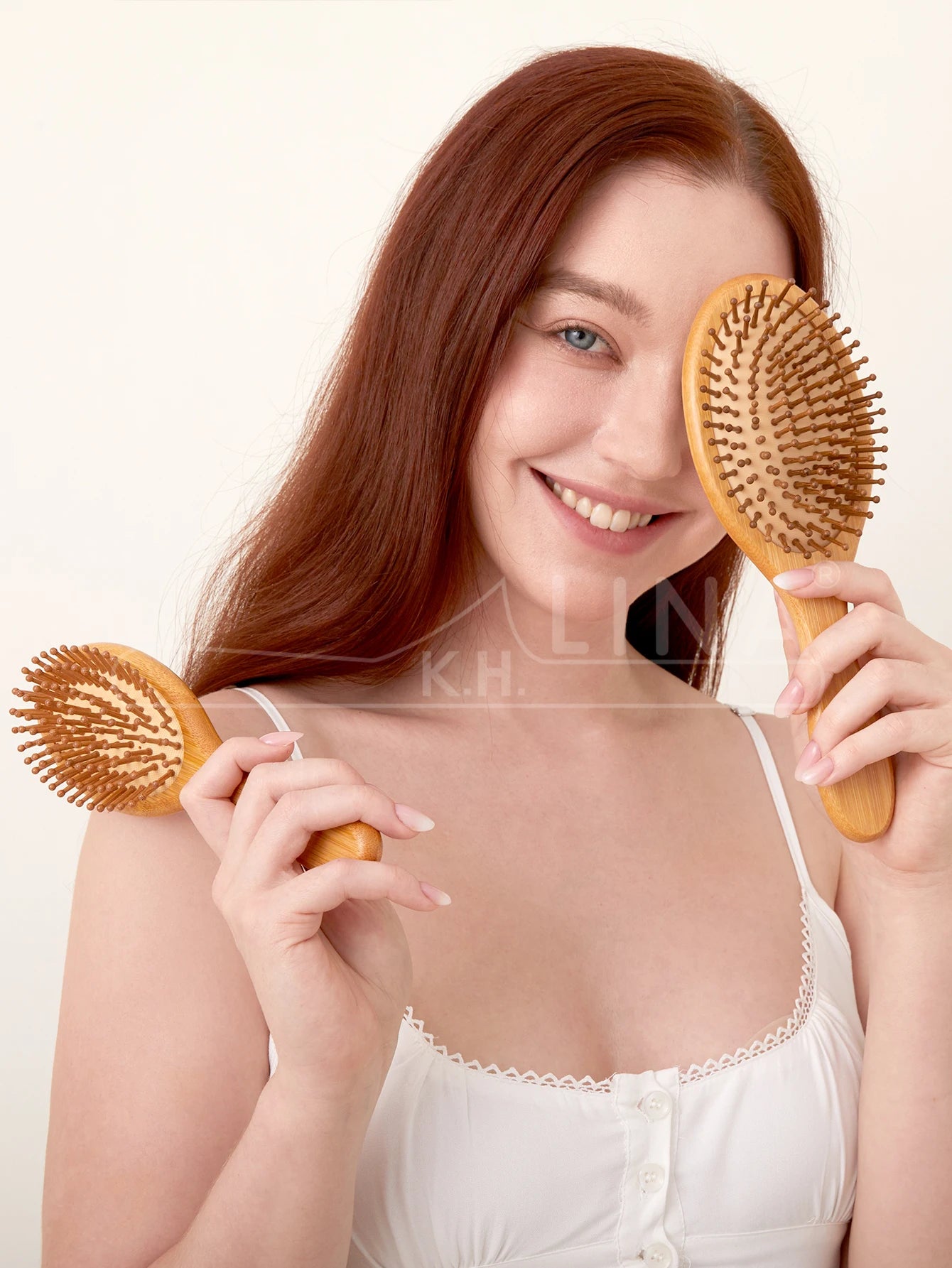 Natural Bamboo Hair Brush – Wooden Anti-Static Detangler & Scalp Massage Comb