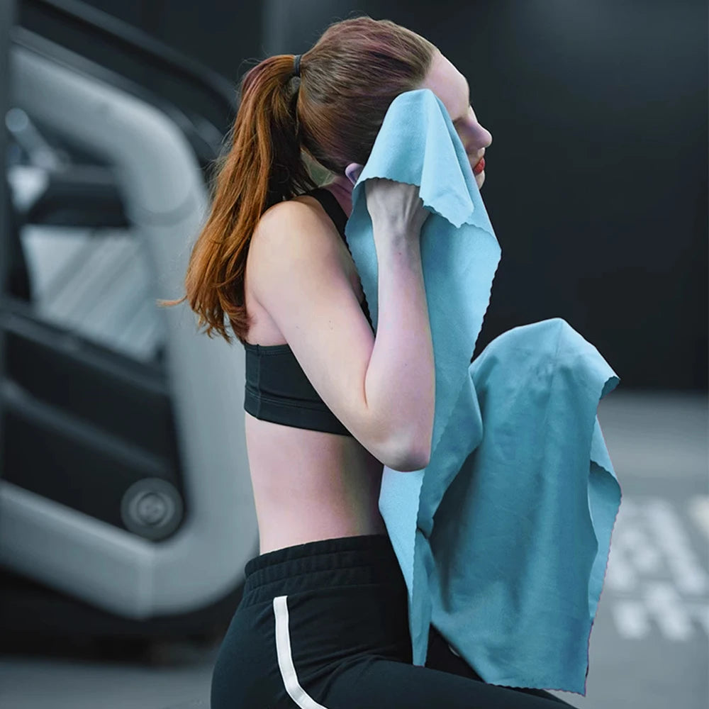 🏕️ Quick-Dry Sports Bath Towel – Lightweight & Absorbent
