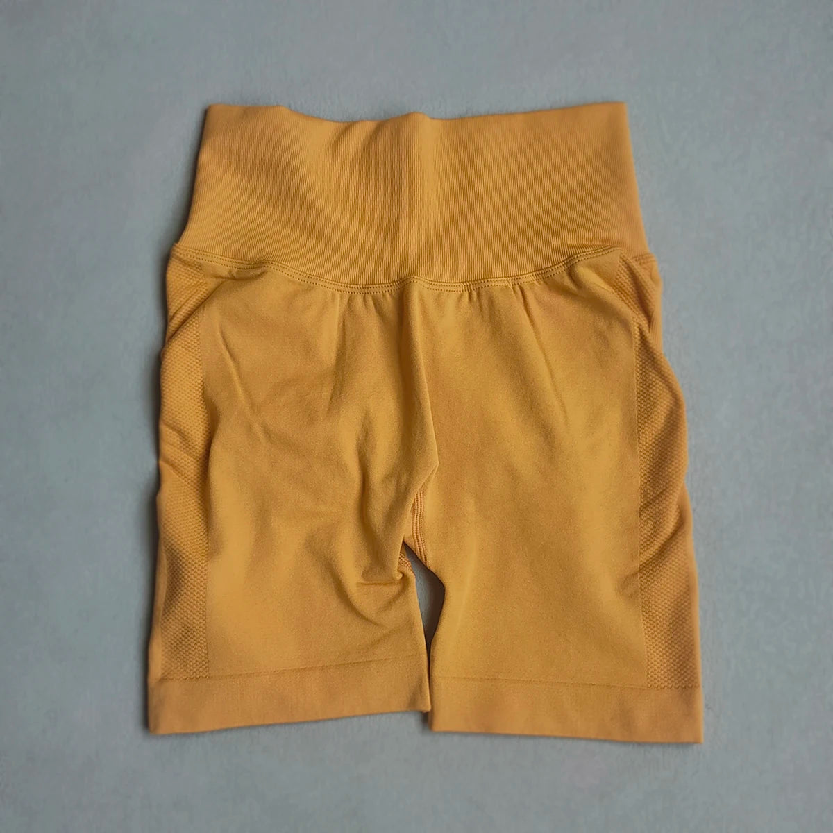 🩳 Seamless Yoga Shorts for Women – High Waist Push-Up Fit
