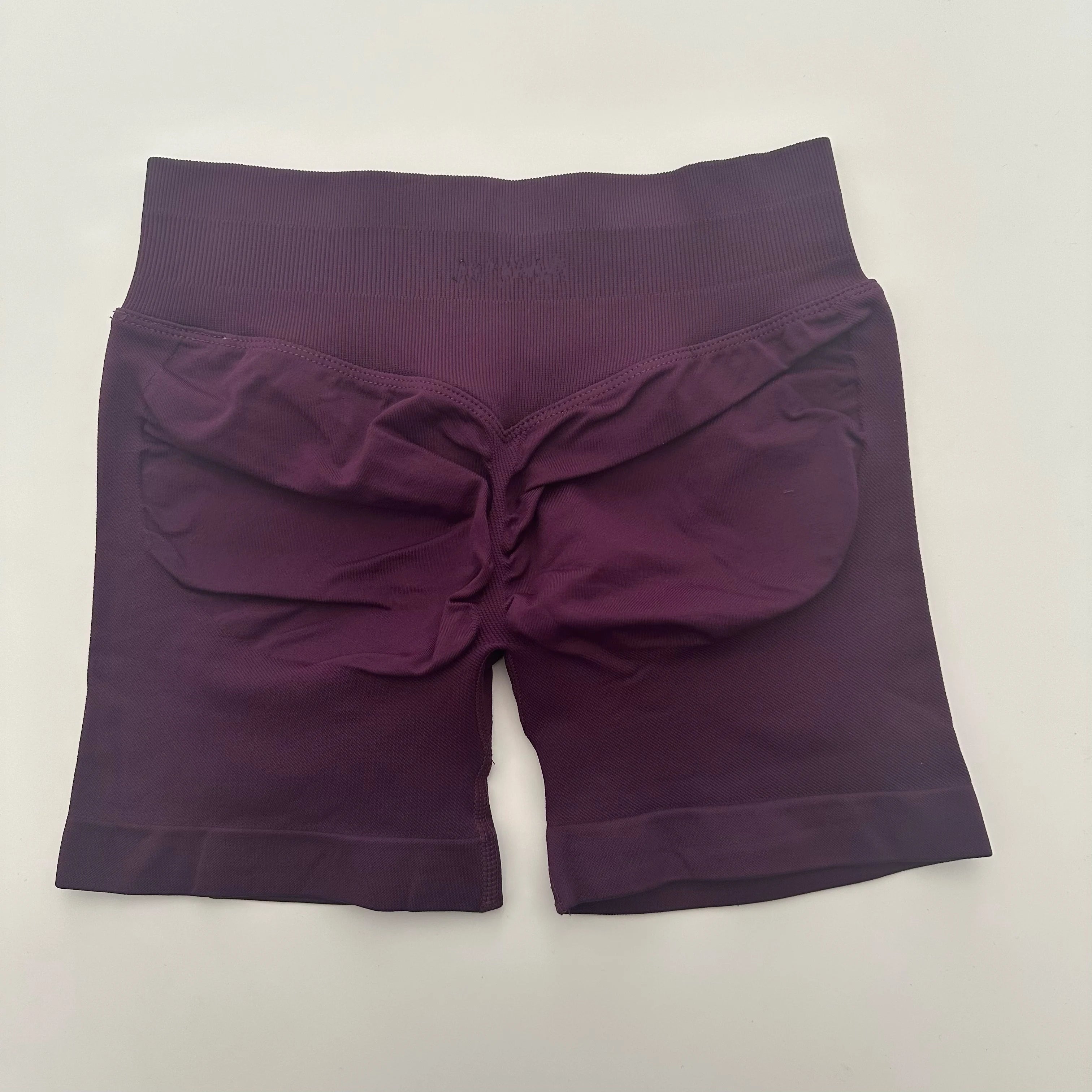 Low-Rise Seamless Scrunch Yoga Shorts – Ribbed Booty Lift Gym Workout Wear