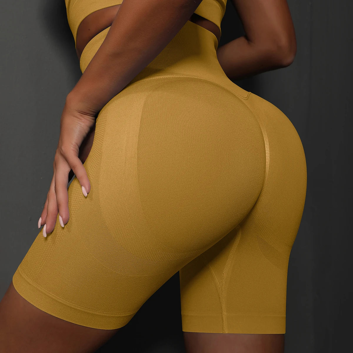 🩳 Seamless Yoga Shorts for Women – High Waist Push-Up Fit