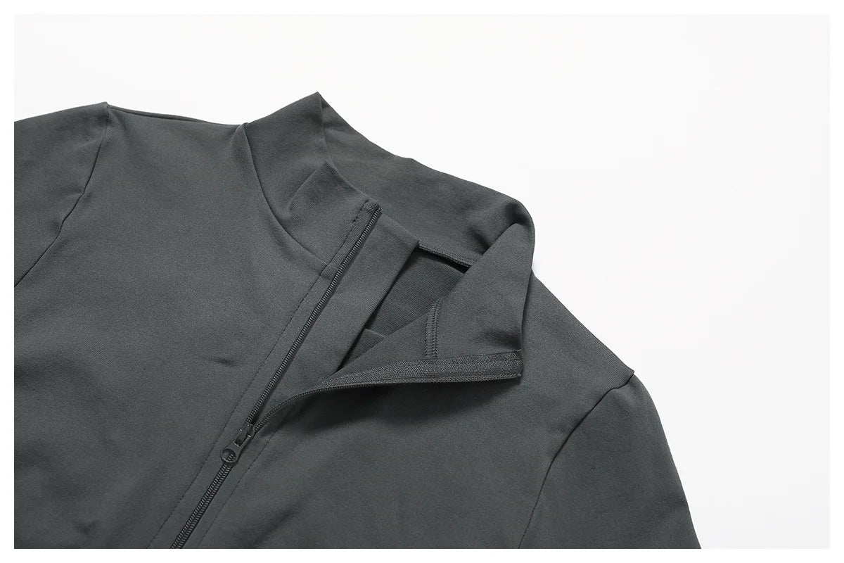 🔥 Women’s Zipper Crop Jacket – Long Sleeve Yoga Sports Top